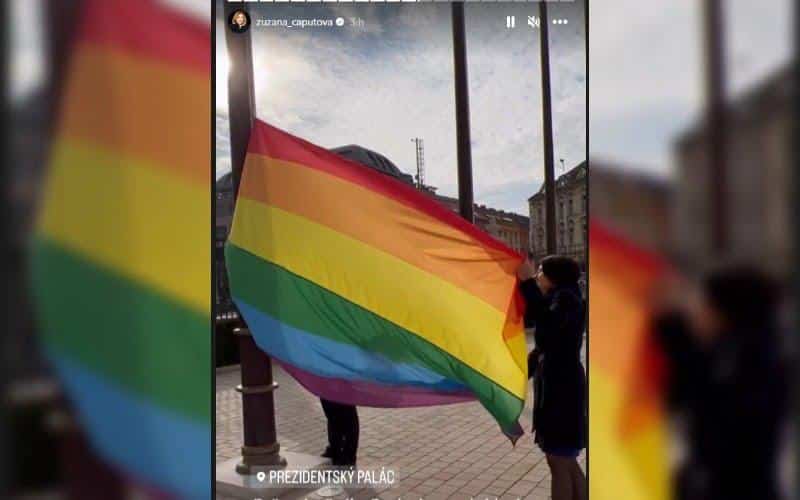 Čaputová vyvesila LGBTI vlajku na prezidentskom paláci